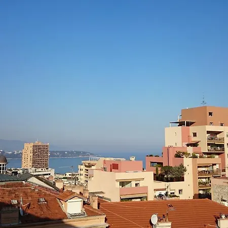 Monaco شقة